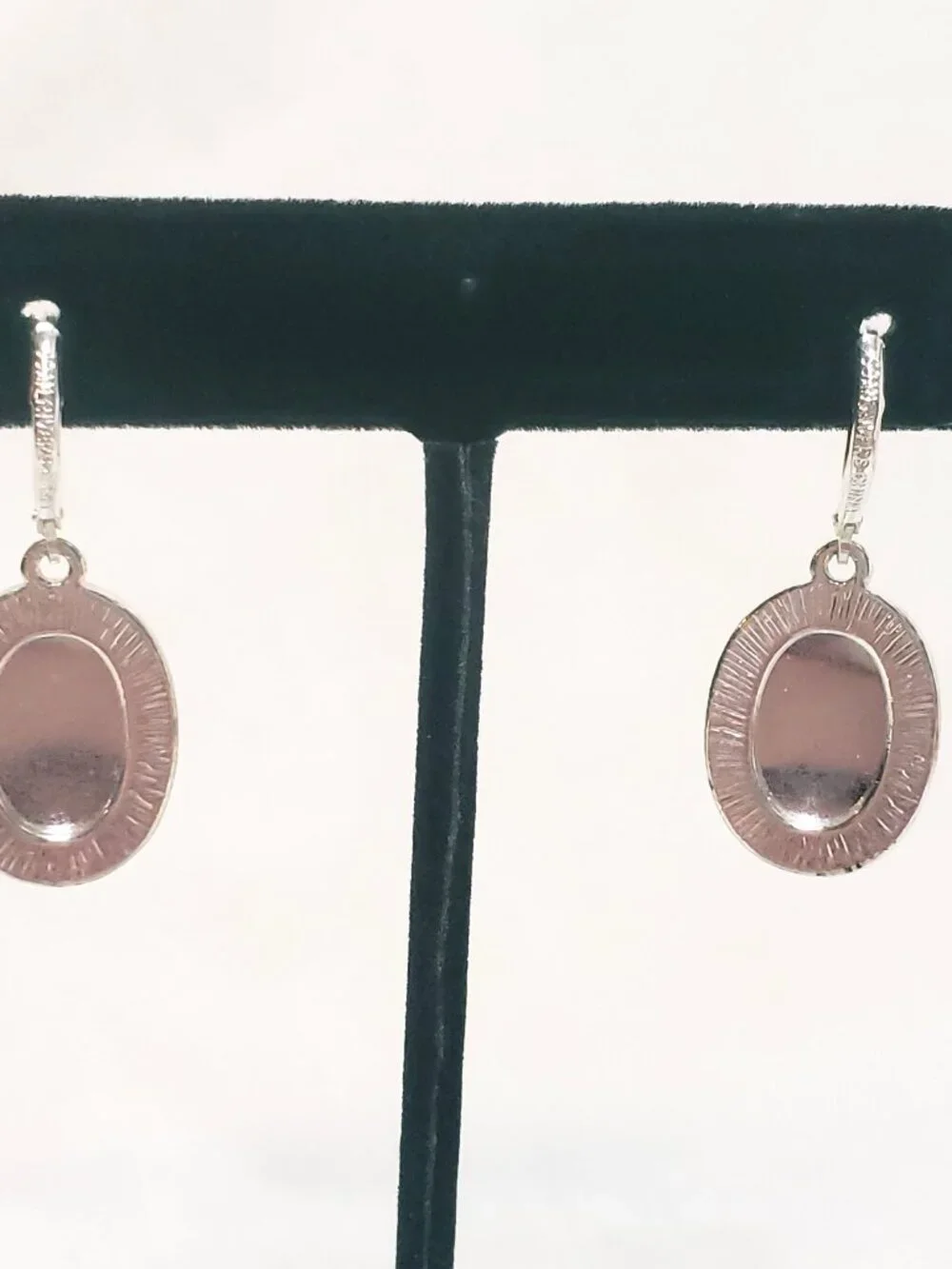Facetted Faux Citrine Green Dangle Oval Earrings 3/4